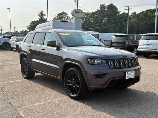 2019 Jeep Grand Cherokee Altitude