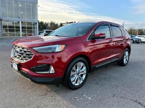 2020 Ford Edge Titanium