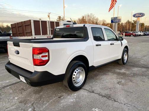 2025 Ford Maverick XL