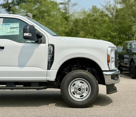 2025 Ford F-250 XL