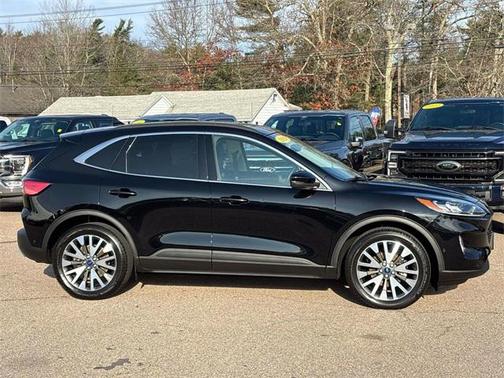 2020 Ford Escape Titanium