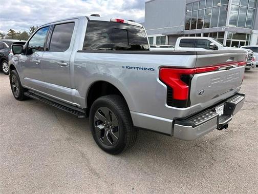 2023 Ford F-150 Lightning LARIAT