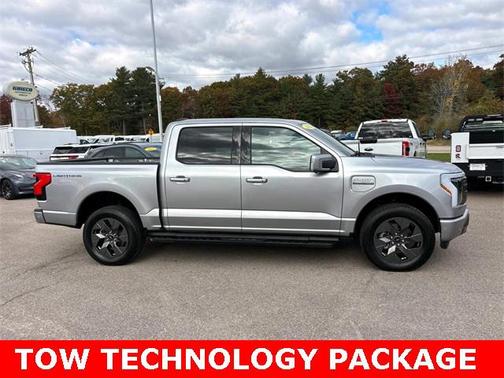 2023 Ford F-150 Lightning LARIAT