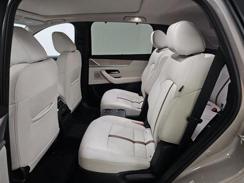 2024 Mazda CX-90 PHEV Premium Plus