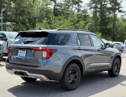 Carbonized Gray Metallic 2026 Ford Explorer Tremor