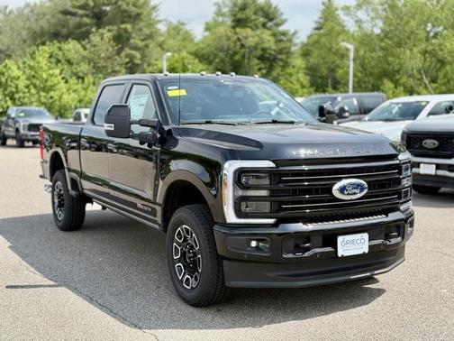 2025 Ford F-250 Platinum
