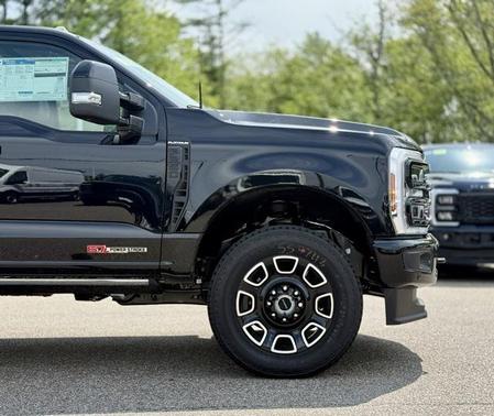 2025 Ford F-250 Platinum