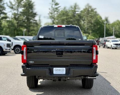2025 Ford F-250 Platinum