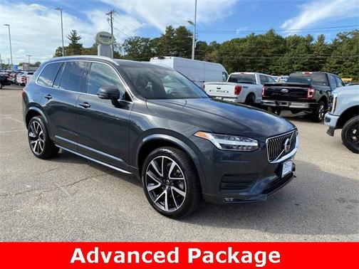 2021 Volvo XC90 T6 Momentum