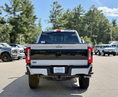 2026 Ford F-350 Platinum