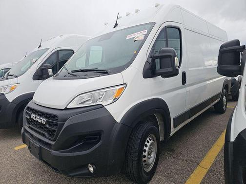 Bright White Clearcoat 2025 RAM ProMaster 2500 Tradesman