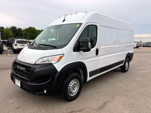 Bright White Clearcoat 2025 RAM ProMaster 2500 Tradesman