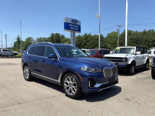 Phytonic Blue Metallic 2021 BMW X7 xDrive40i