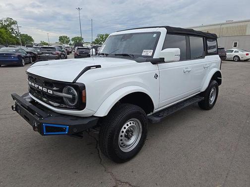 Oxford White 2021 Ford Bronco Outer Banks