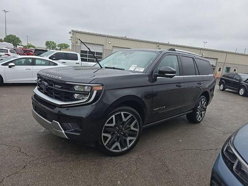 Gray Metallic 2026 Ford Expedition Platinum