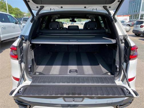 2023 BMW X5 M50i