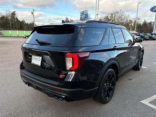 2022 Ford Explorer ST