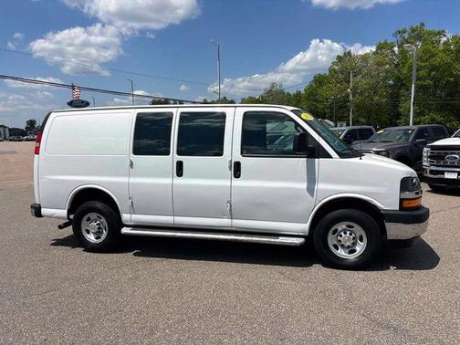 Summit White 2024 Chevrolet Express 2500 Work Van