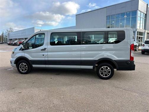 2024 Ford Transit-350 XLT