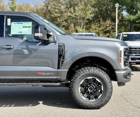 2026 Ford F-350 Lariat