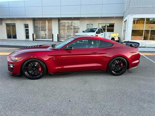 2020 Ford Shelby GT500 Base