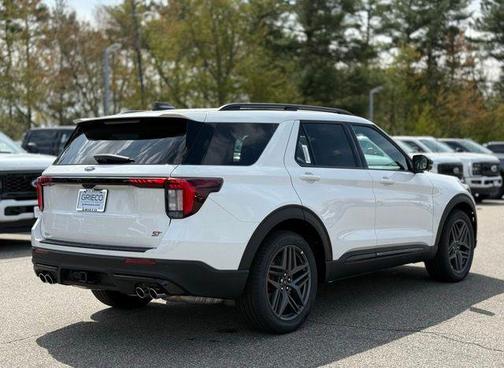 Star White Metallic Tri-Coat 2026 Ford Explorer ST