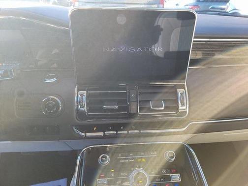 2021 Lincoln Navigator Black Label