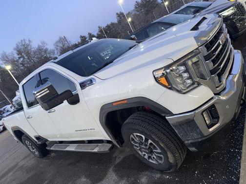 2022 GMC Sierra 2500 SLT