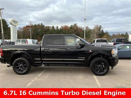 2020 RAM 2500 Limited Crew Cab 4X4 6'4' Box