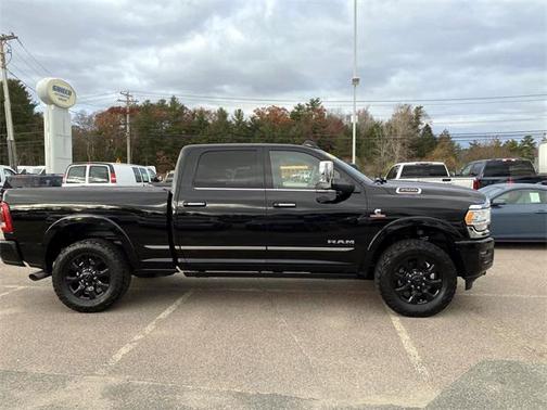 2020 RAM 2500 Limited Crew Cab 4X4 6'4' Box