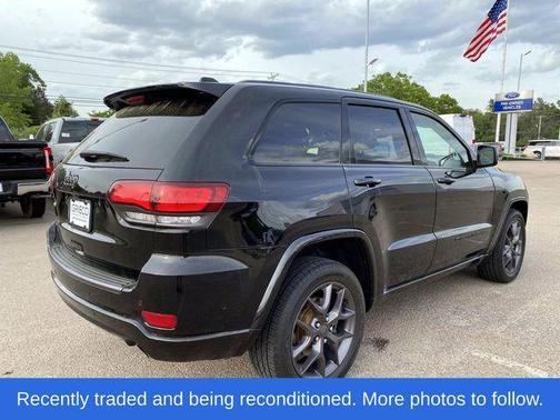 Diamond Black Crystal Pearlcoat 2021 Jeep Grand Cherokee 80th Anniversary 4x4