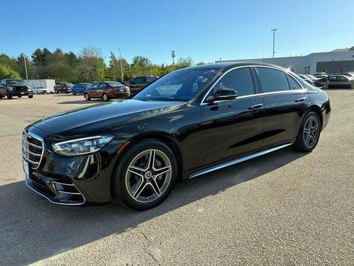Black 2024 Mercedes-Benz S-Class 4MATIC