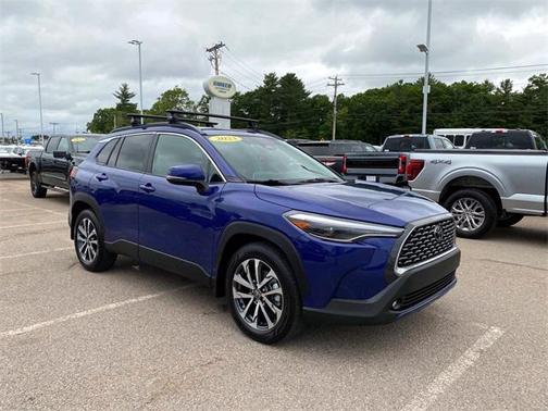 2023 Toyota Corolla Cross XLE