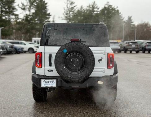 Oxford White 2026 Ford Bronco Outer Banks