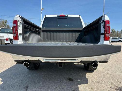 Bright White Clearcoat 2023 RAM 1500 Laramie