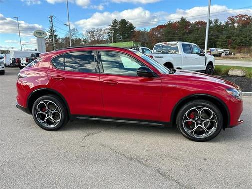 2024 Alfa Romeo Stelvio Veloce AWD
