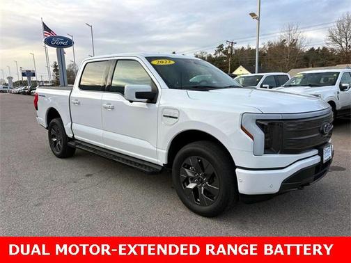 2022 Ford F-150 Lightning LARIAT
