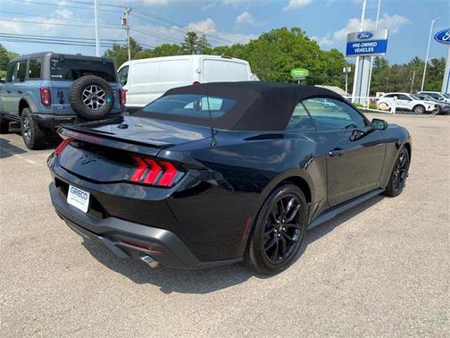 2024 Ford Mustang EcoBoost