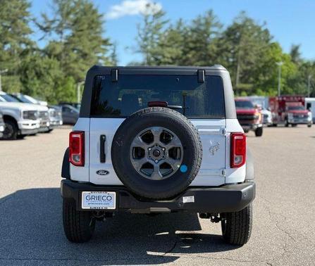 Oxford White 2026 Ford Bronco Big Bend