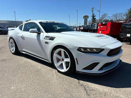 Oxford White 2024 Ford Mustang GT