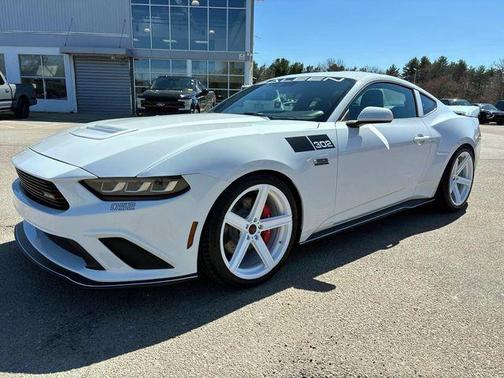 Oxford White 2024 Ford Mustang GT