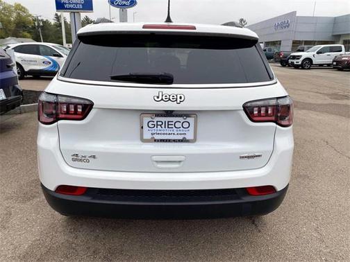 2022 Jeep Compass Latitude