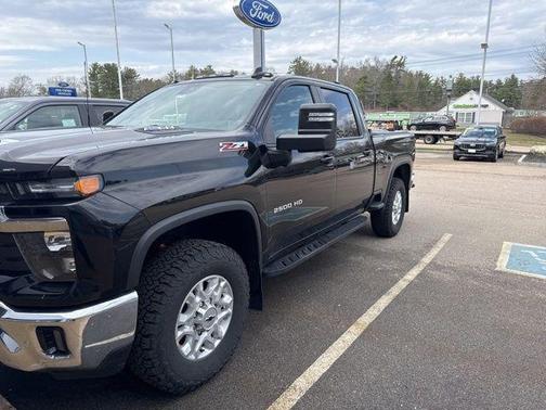 Black 2024 Chevrolet Silverado 2500 LT