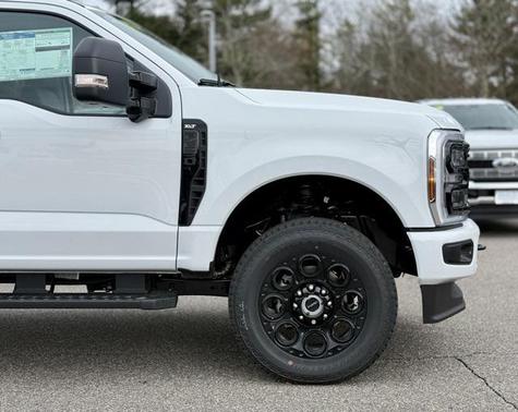 2025 Ford F-350 XLT