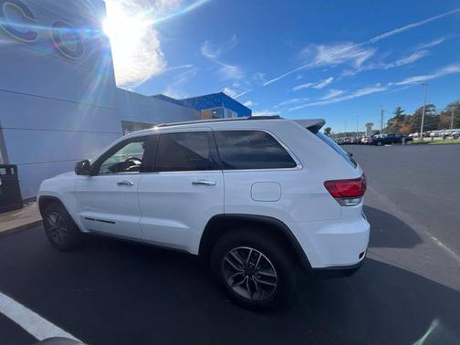 Bright White Clearcoat 2021 Jeep Grand Cherokee Limited