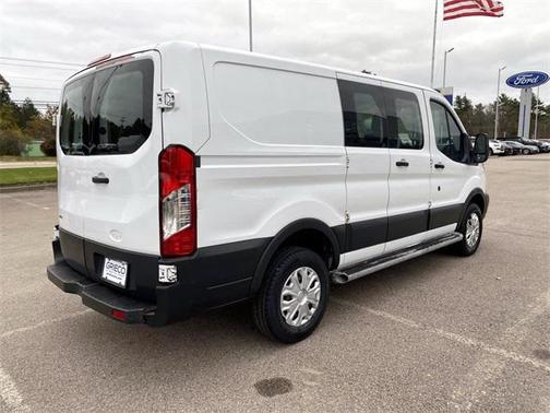 2015 Ford Transit-250 Base
