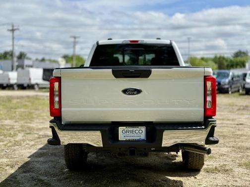 2025 Ford F-250 XL