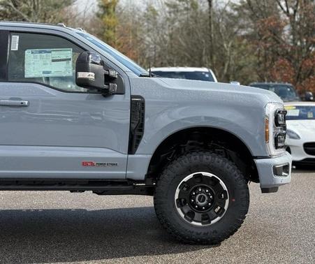 2026 Ford F-350 Lariat