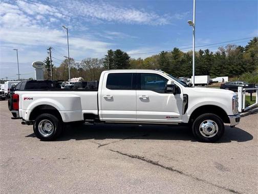2023 Ford F-350 Lariat