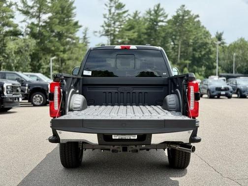 2025 Ford F-350 Lariat